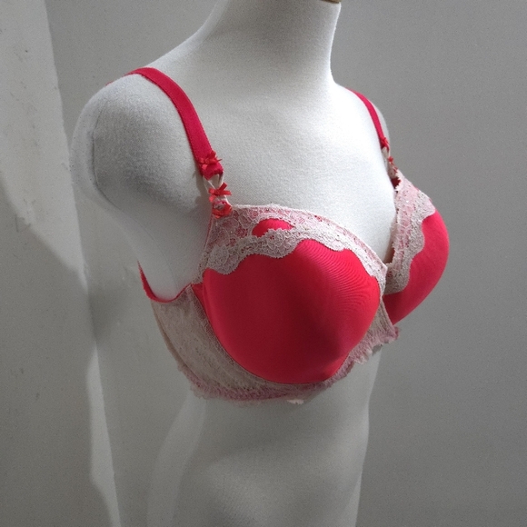 Victoria Secret | Red Lace Trim Padded Bra 36DD - Picture 4 of 8